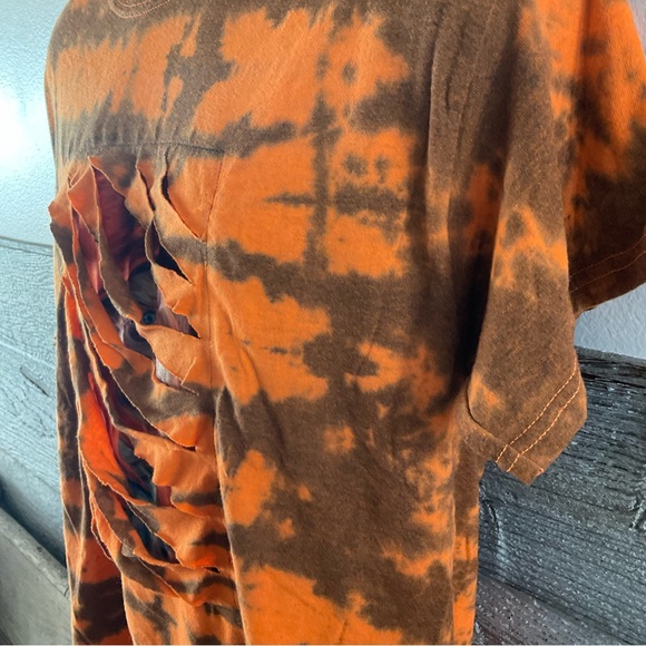 Freddy Krueger Nightmare on Elm Street slashed tie dyed shirt size Large (O1) - Picture 3 of 8